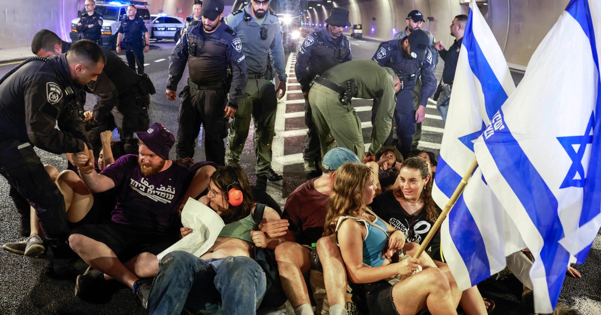 Israel's growing frustration over the war in Gaza erupts in nationwide protests