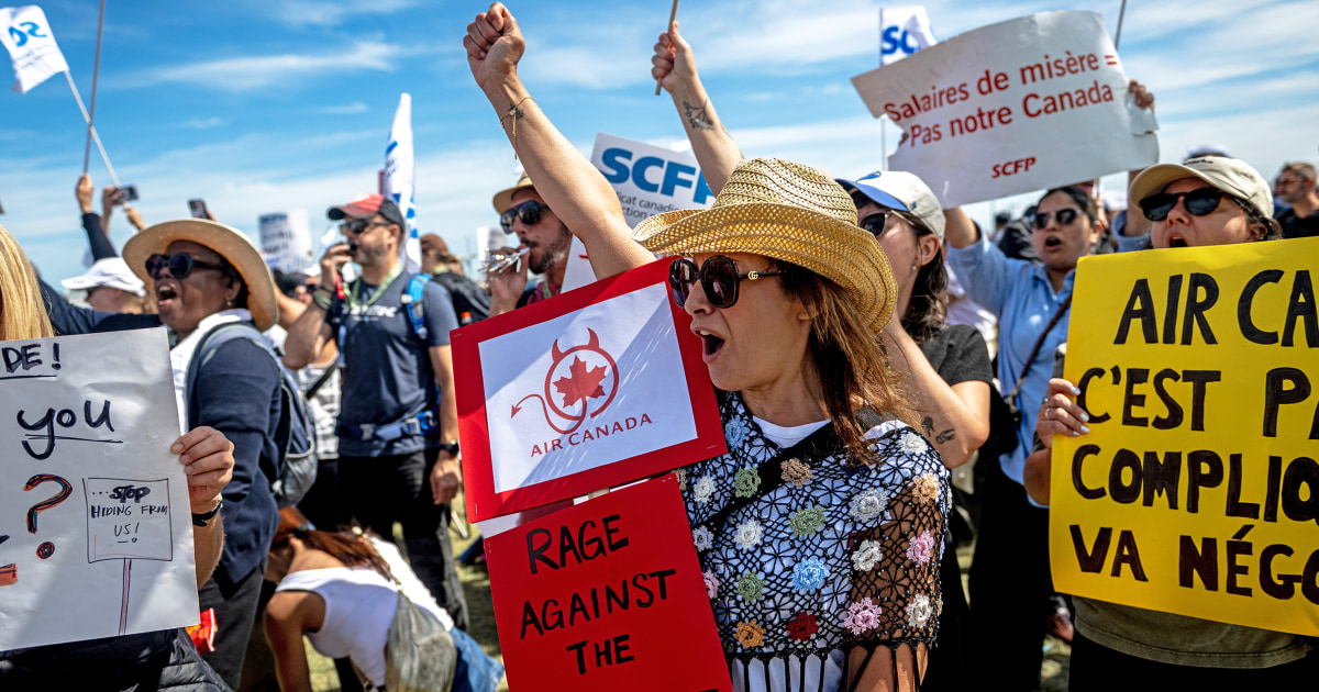 Air Canada flight attendants reject wage agreement