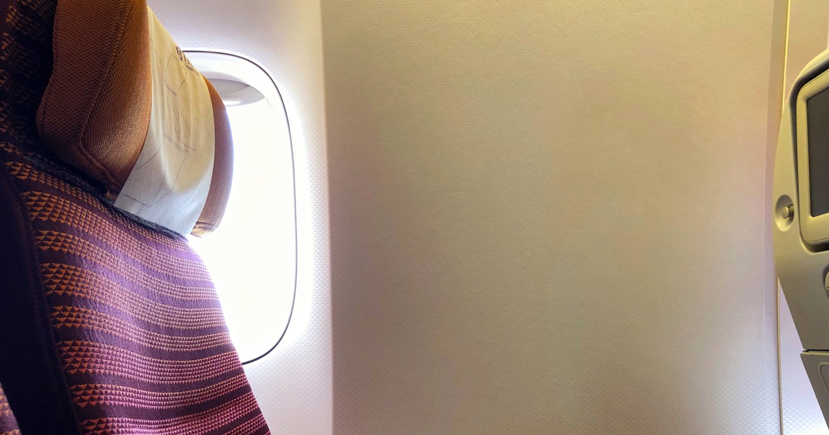 Delta, United sued for selling windowless 'window seats'