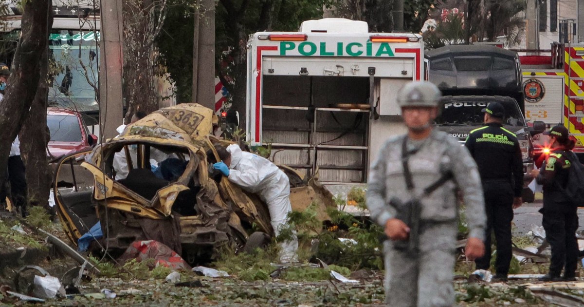 Car bomb and attack on a helicopter in Colombia kill at least 17, including police officers