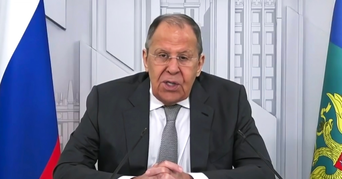 El ministro de Asuntos Exteriores de Rusia dice que no se planea una cumbre de Putin-Zelenskyy a pesar del impulso de la paz de Trump