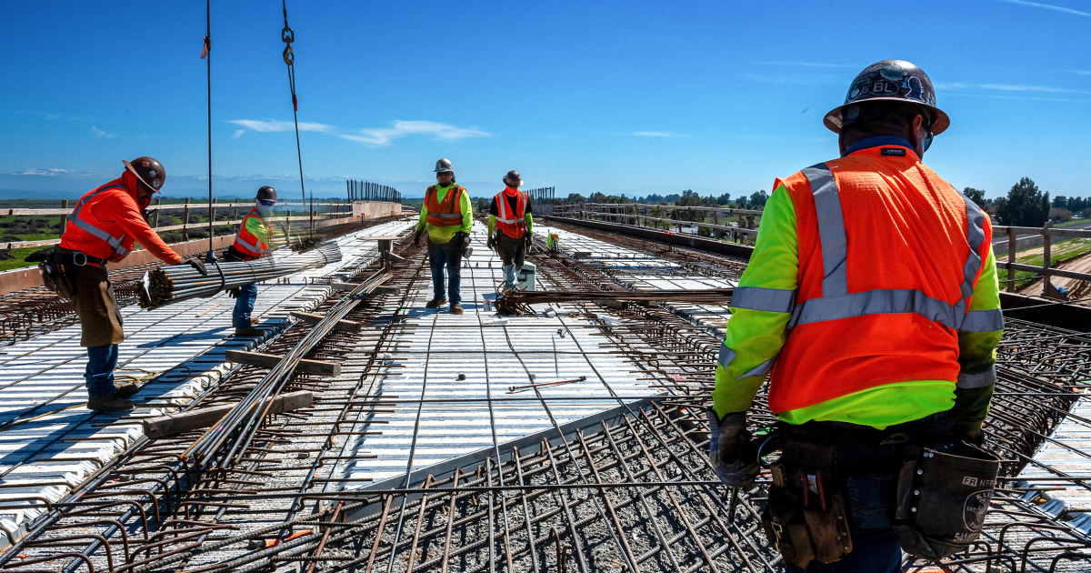 August consumer confidence dips in U.S. with jobs, tariffs and high prices driving most unease  www.nbcnews.com
