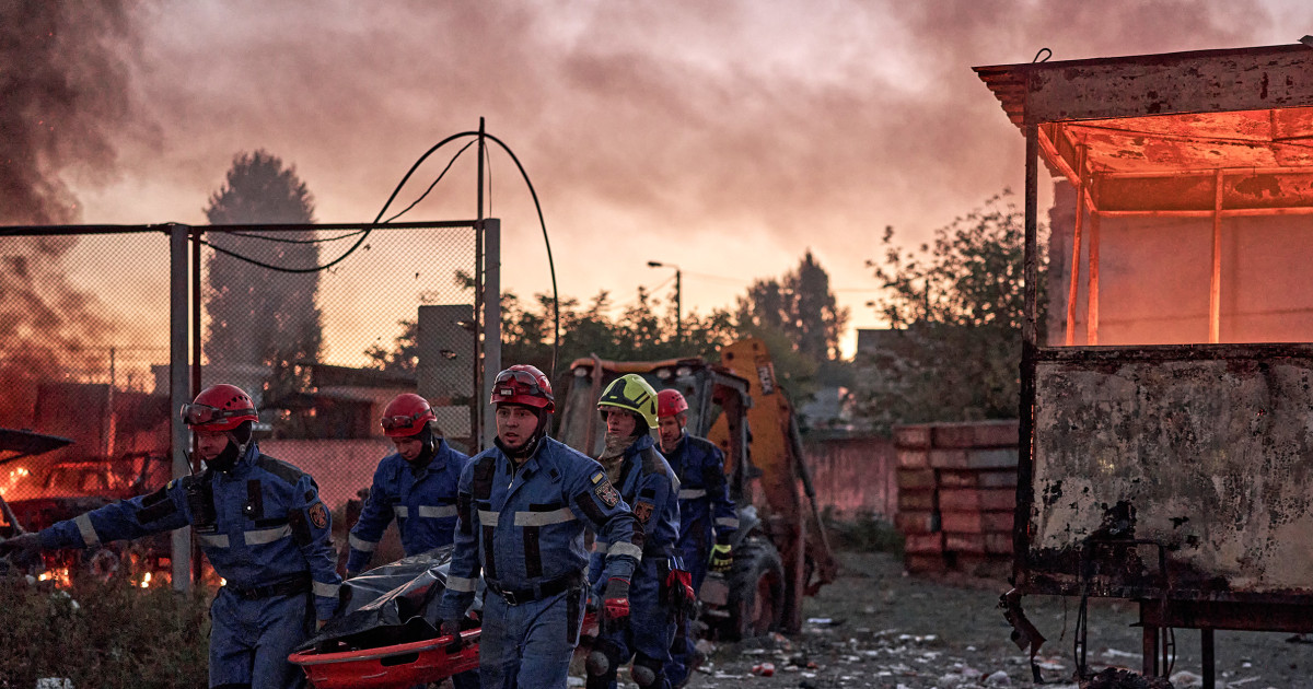 Massive Russian attack on Ukraine's capital kills at least 10 as Trump's peace push stalls