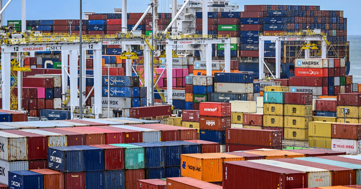 Retail panic: What the end of the 'de minimis' exemption means for brands across the globe