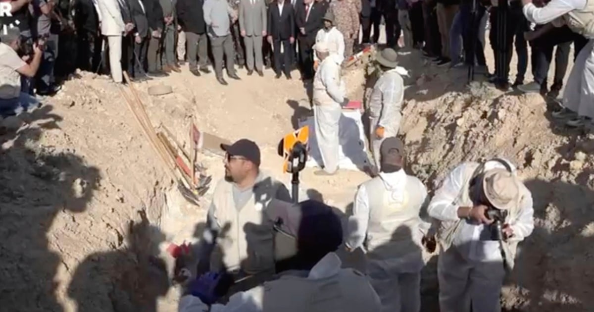 Is Iraq Uncovering a Major Mass Grave Left by ISIS?