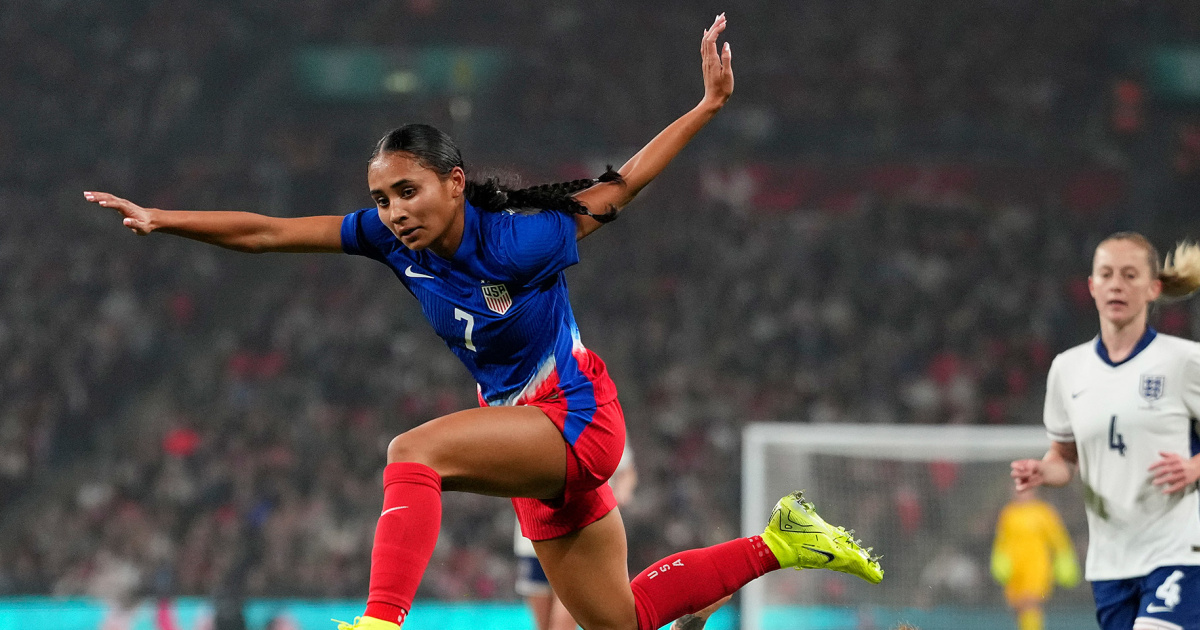 L.A. soccer star Alyssa Thompson signs to Chelsea in UK, leaving Angel City FC in shock deal