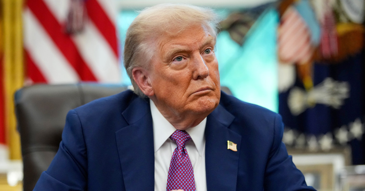 ‘Chipocalypse Now’: Trump threatens Chicago with deportations and Department of War ahead of potential crackdown