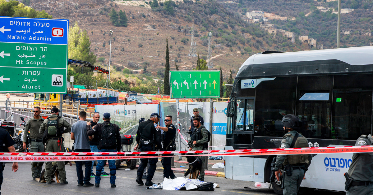 Gunmen kill five at Jerusalem bus stop