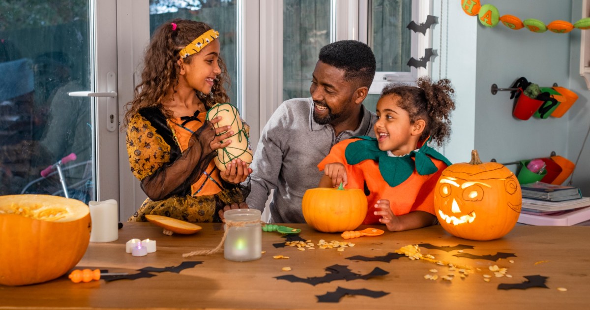 Massive Amazon Halloween decor sale: Get lights, accessories and more up to 50% off right now