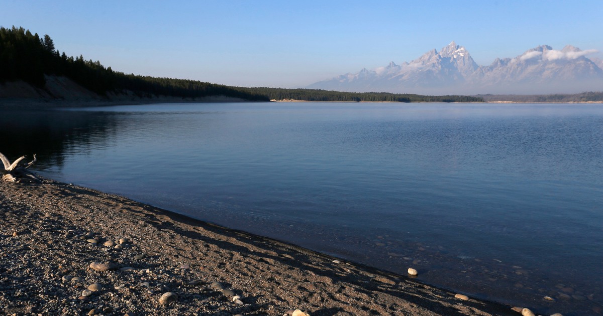 Body found in Wyoming lake is thought to be that of a Minnesota kayaker missing for over a year Body found in Wyoming lake is thought to be that of a Minnesota kayaker missing for over a year