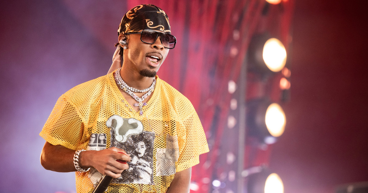 Decomposed body found inside singer D4vd’s impounded Tesla in Los Angeles