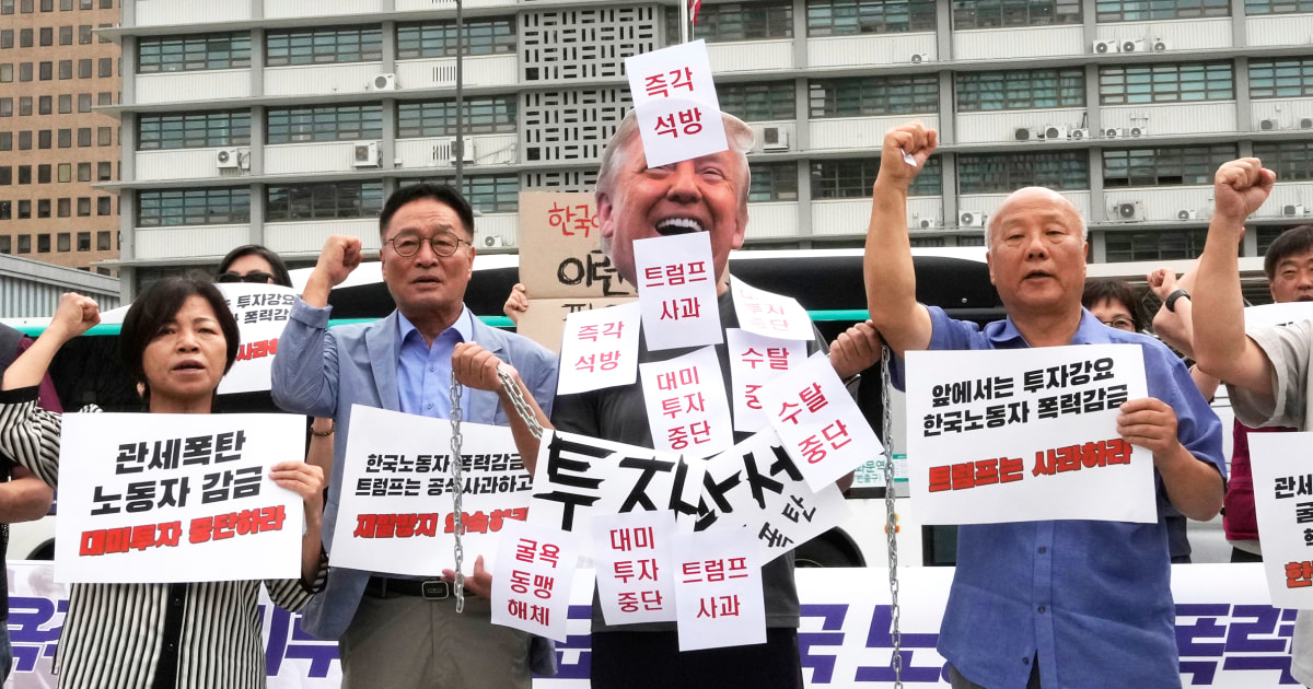 Workers detained in immigration raid head home to a reeling South Korea
