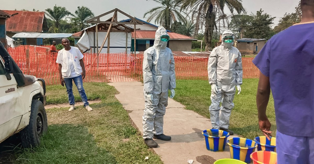 Ebola vaccination begins in southern Congo