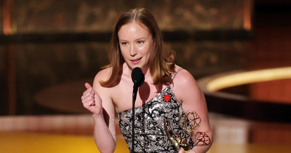 ‘Hacks’ star Hannah Einbinder criticized ICE and shouted for ‘free Palestine’ in Emmy speech