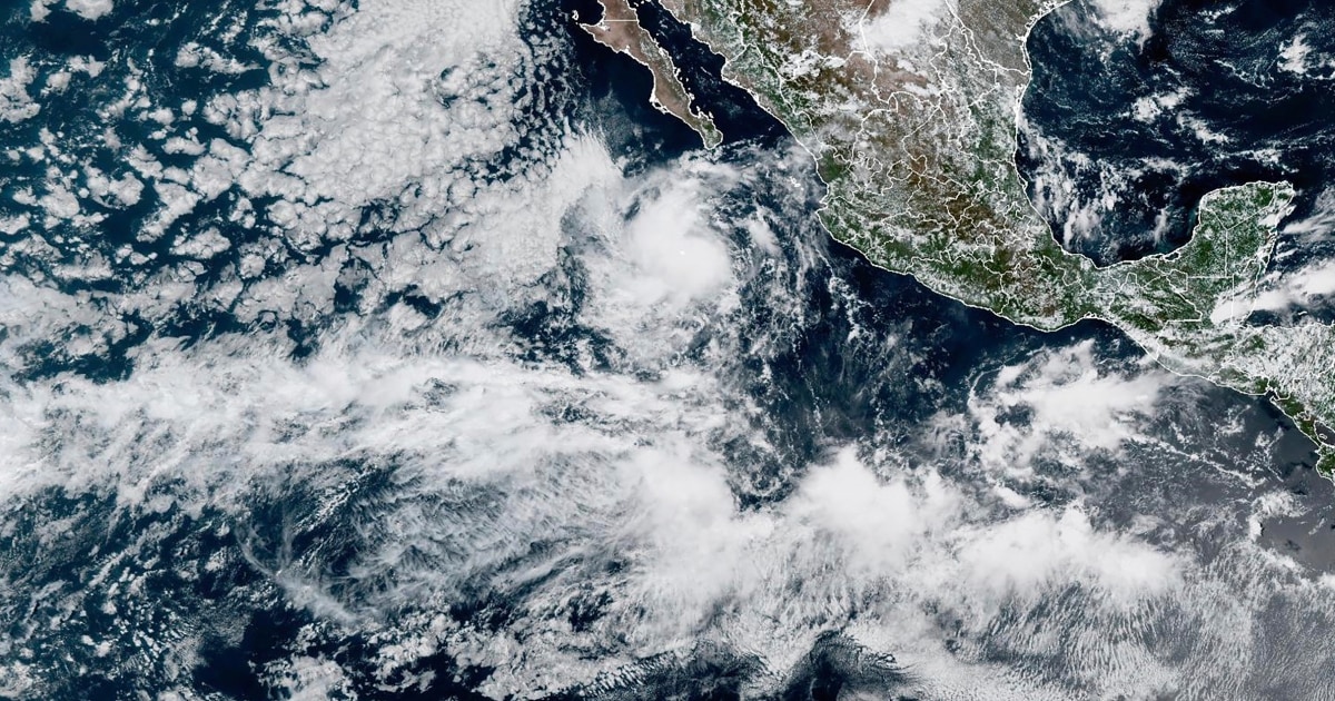 Is Mario Strengthening into a Tropical Storm Near Mexico's Coast?