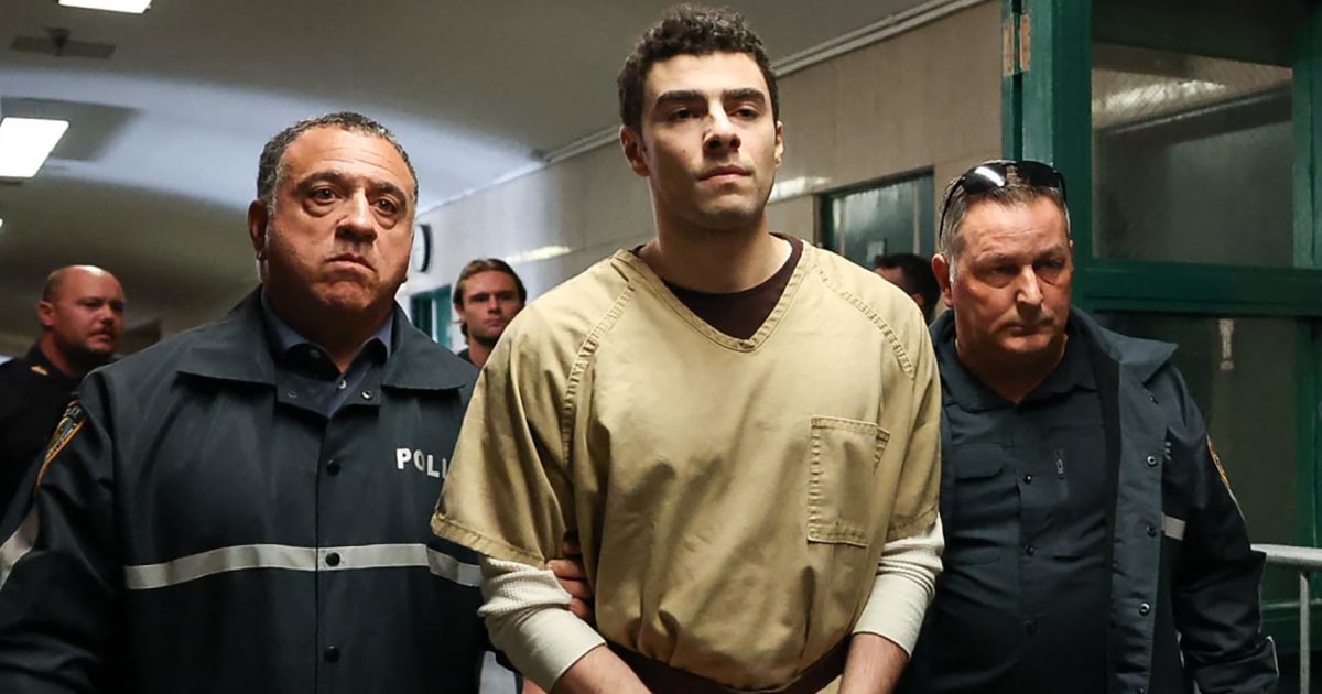 N.Y. judge dismisses state terrorism charges against Luigi Mangione, keeps murder charge