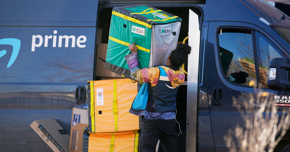 Amazon to pay $2.5B to settle FTC allegations that it duped customers into enrolling in Prime