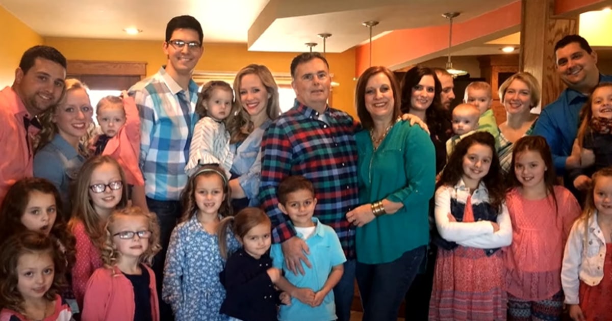 3 members of ‘Meet the Putmans’ family die in car crash, 5 others injured