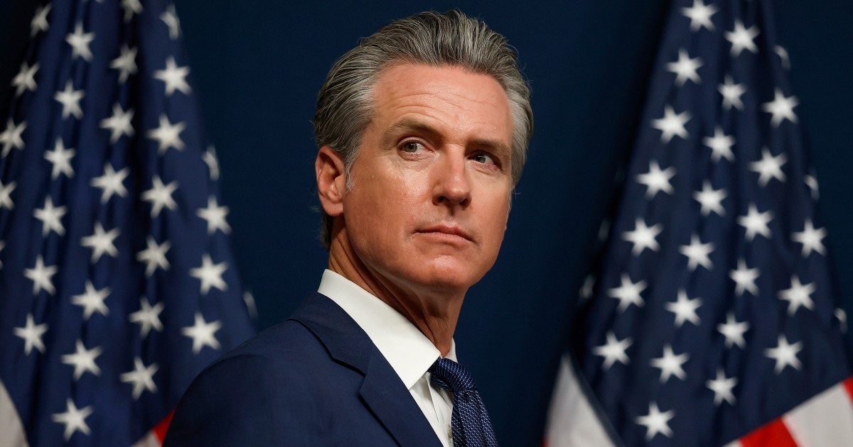 California bill regulating top AI companies signed into law