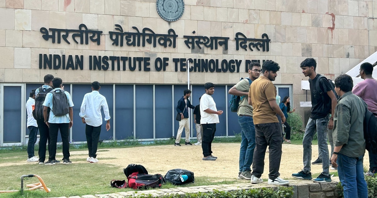 H1-B visa shake-up crushes the American dream for Indian students