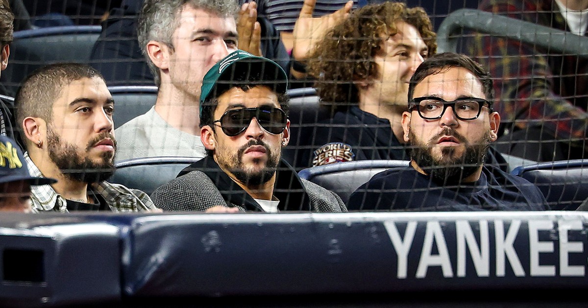 Bad Bunny nabs foul ball at Yankees playoff game