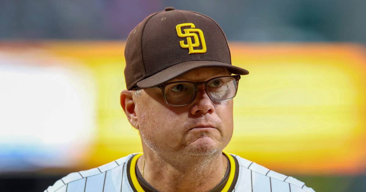 Padres manager Mike Shildt announces retirement after just 2 seasons in charge