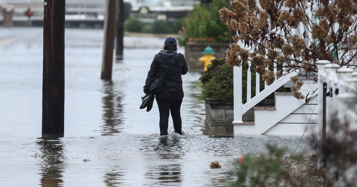 More flooding expected along East Coast as powerful nor'easter batters area