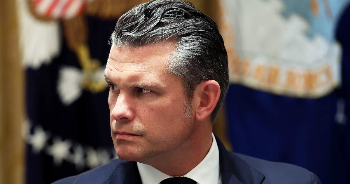 As Hegseth eyes new restrictions on the press, media outlets (including Fox News) refuse