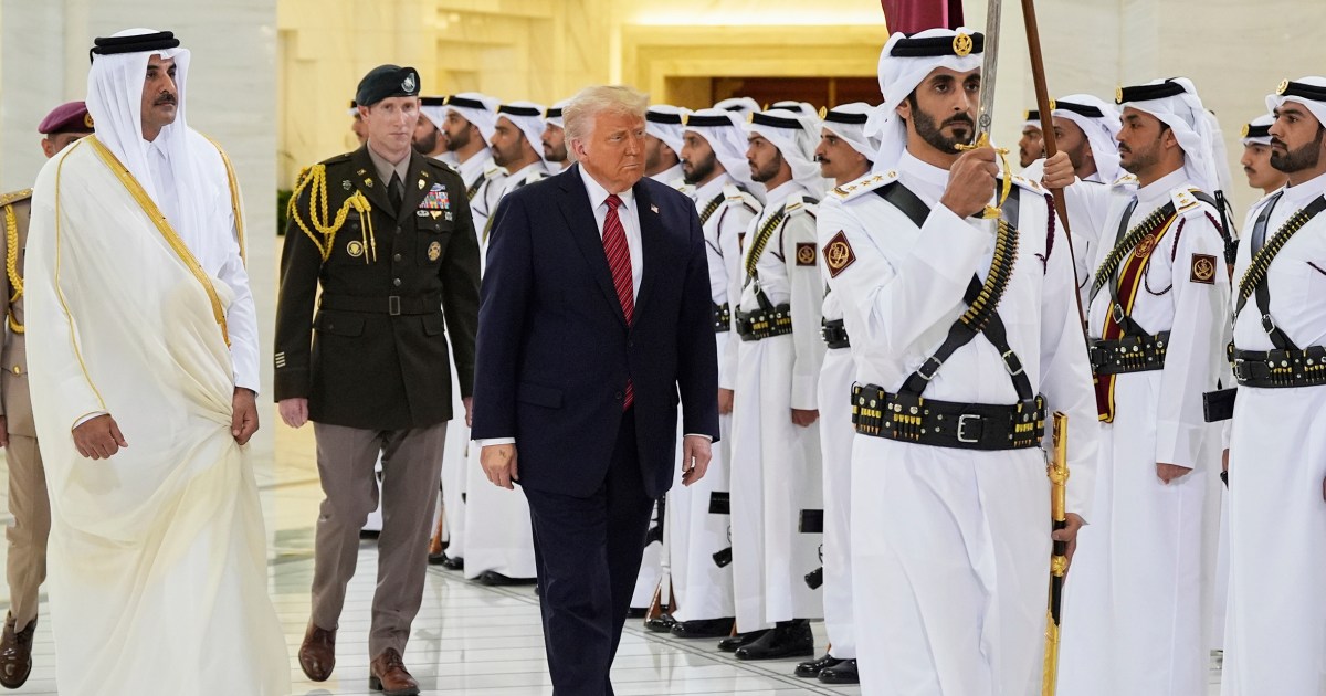 Opinion | Democrats have a rare opening as Trump backs a foreign base on U.S. soil