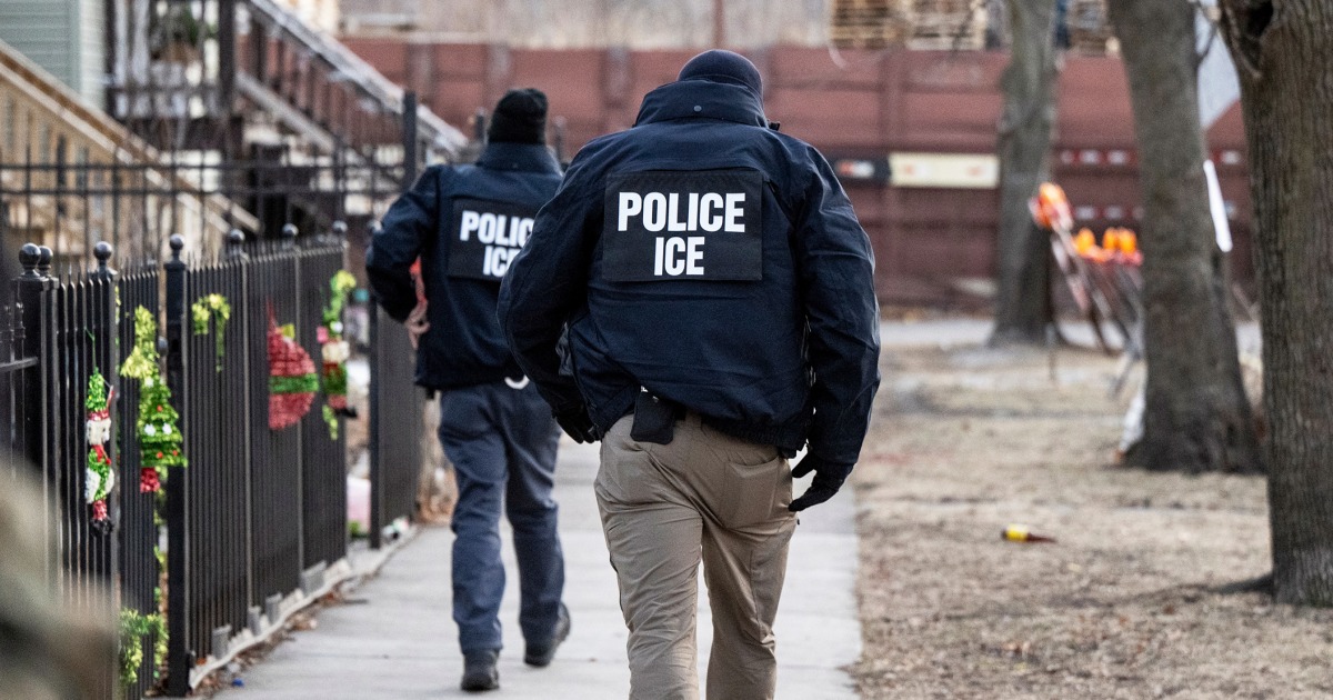 ICE’s efforts to recruit new agents run into some embarrassing setbacks