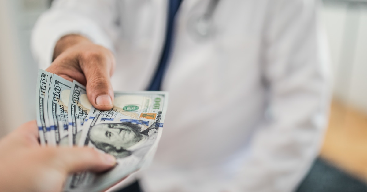 Is it cheaper to pay for medical care without health insurance? Is it cheaper to pay for medical care without health insurance?