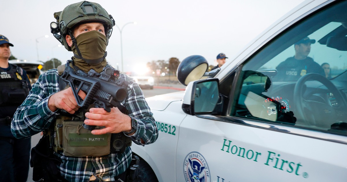 Trump plans to install Border Patrol officials to lead a more aggressive migrant crackdown Trump plans to install Border Patrol officials to lead a more aggressive migrant crackdown