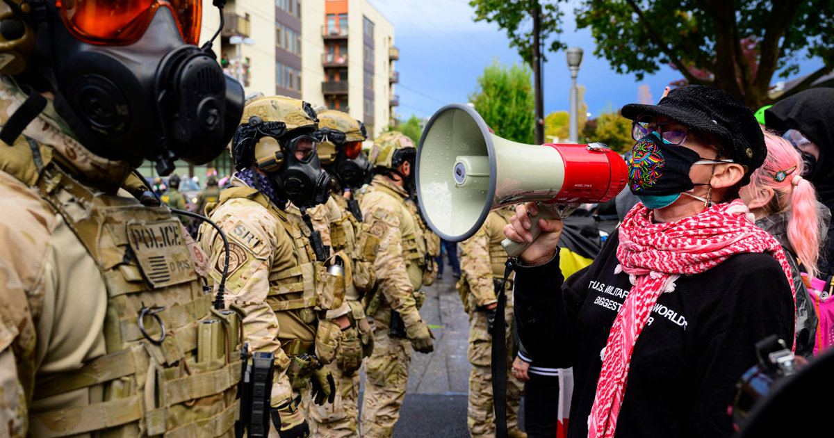 Judge again bars Trump administration from deploying troops to Portland