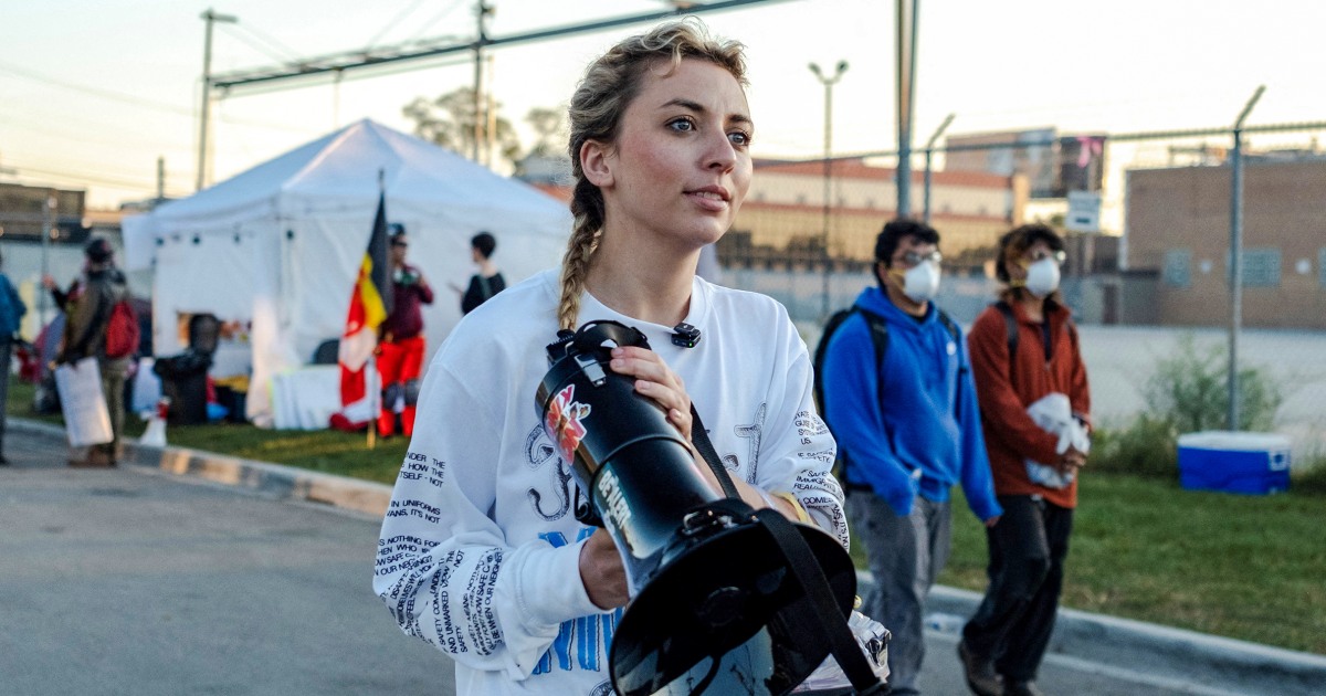 DOJ indicts Democratic congressional candidate Kat Abughazaleh over ICE protests DOJ indicts Democratic congressional candidate Kat Abughazaleh over ICE protests