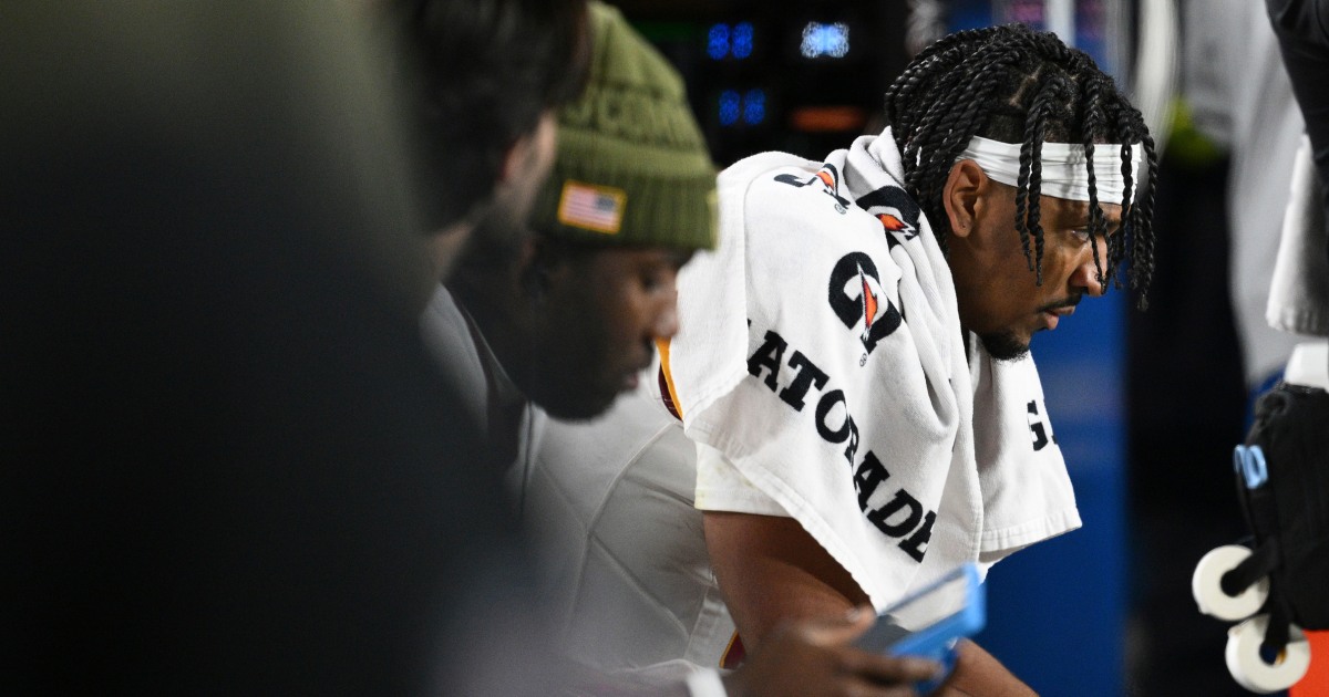 Image for Commanders quarterback Jayden Daniels injured in loss to Seahawks