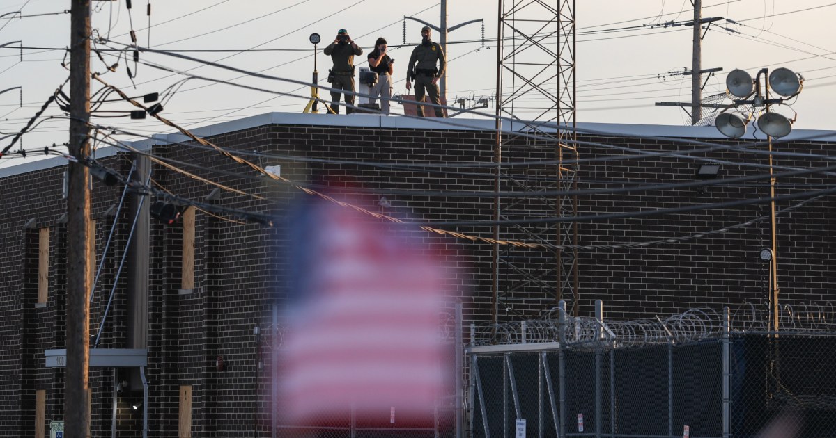 Judge orders Trump administration to improve deplorable conditions at Chicago-area immigration site