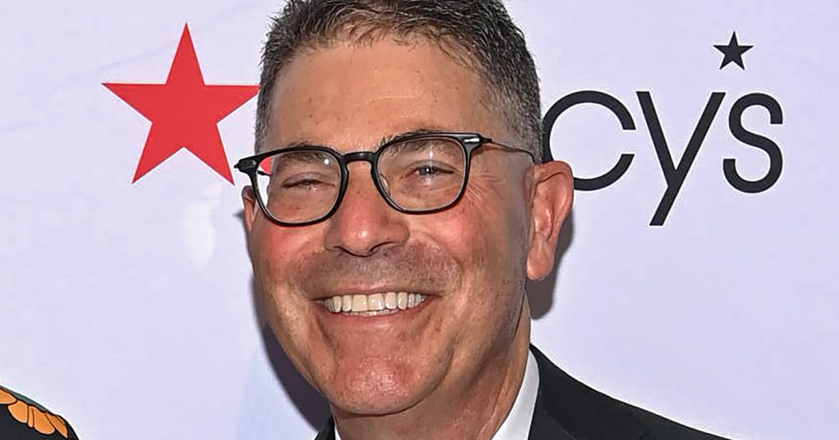 Macy&#039;s Emphasizes Bargains and LEGO Gifts This Holiday Season