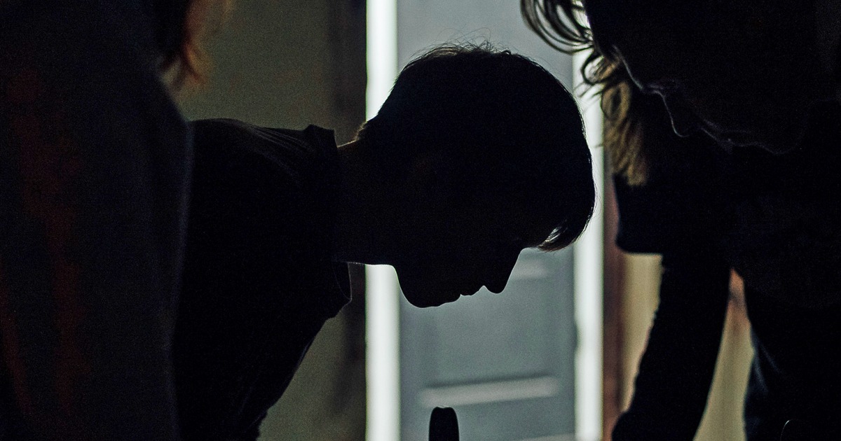 Ukrainians get creative to keep businesses alive amid winter blackouts