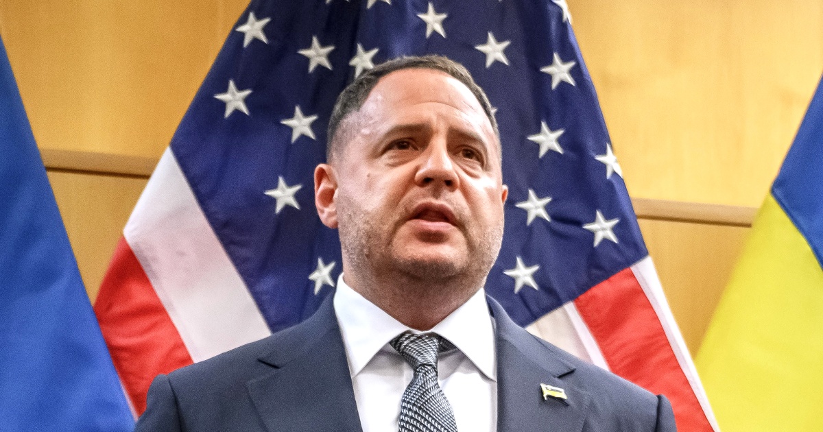 Top Zelenskyy Aide At Heart Of U.s. Peace Talks Is Raided In Corruption Probe