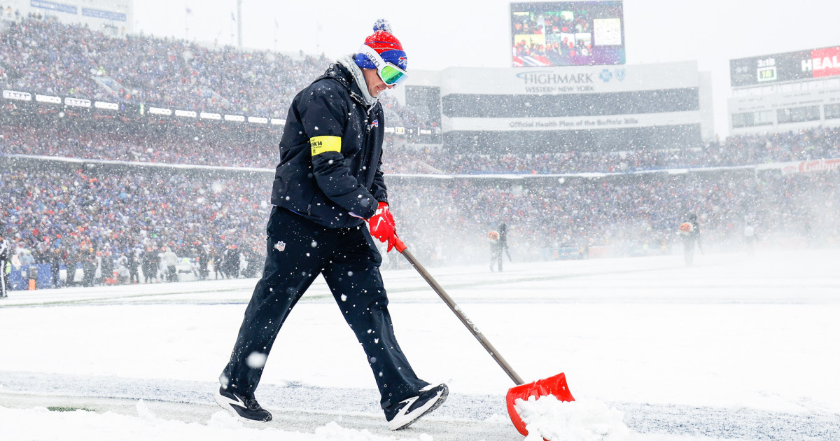 Winter weather pummels the nation, bringing arctic temperatures, snow and rain