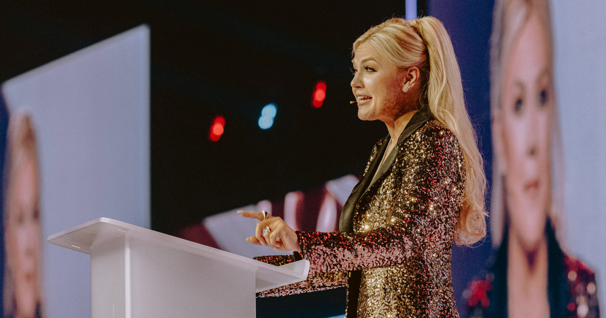 Erika Kirk endorses JD Vance for president in 2028