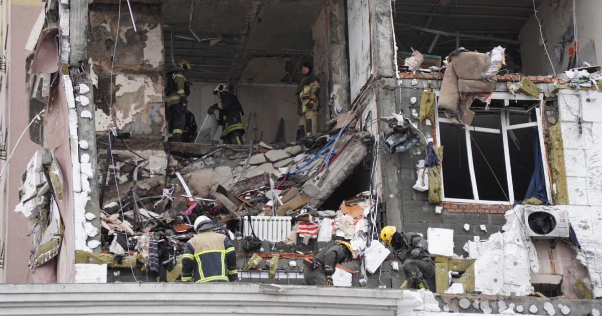 Russia strikes bombard Kyiv ahead of Trump-Zelenskyy talks in Florida