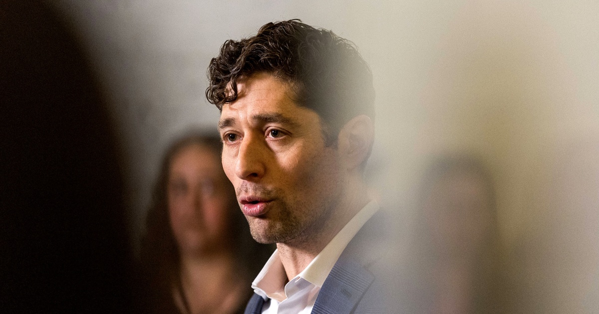 Minneapolis Mayor Jacob Frey emerges as city's 'emotional voice' following ICE shooting