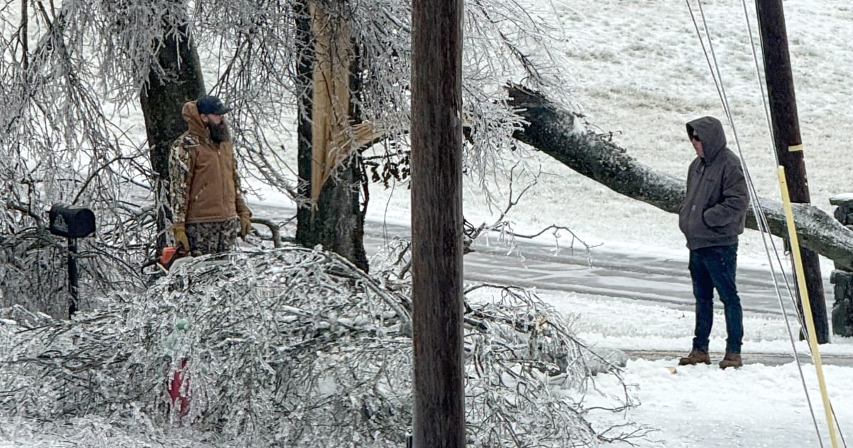 Policing experts react to Minnesota shooting and a record-low temperature in the U.S.: Morning Rundown