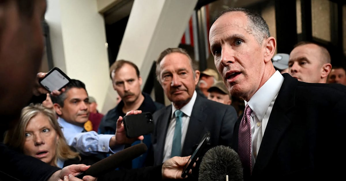 Minnesota Republican drops out of governor's race, citing handling of immigration enforcement