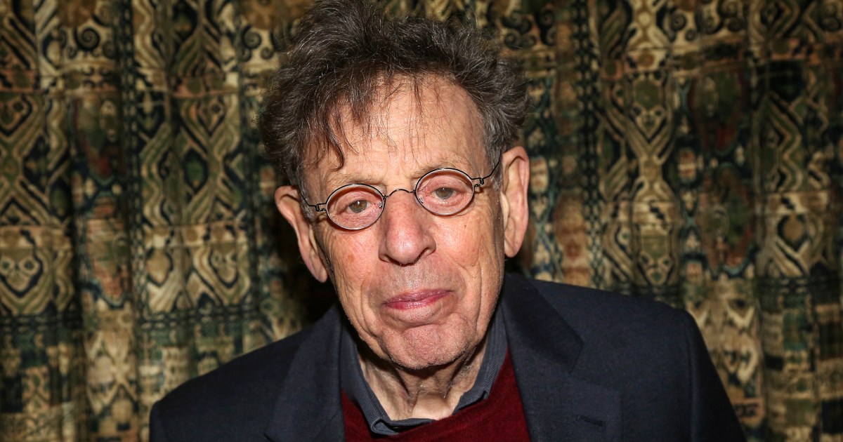 Philip Glass withdraws 'Lincoln' symphony from the Kennedy Center