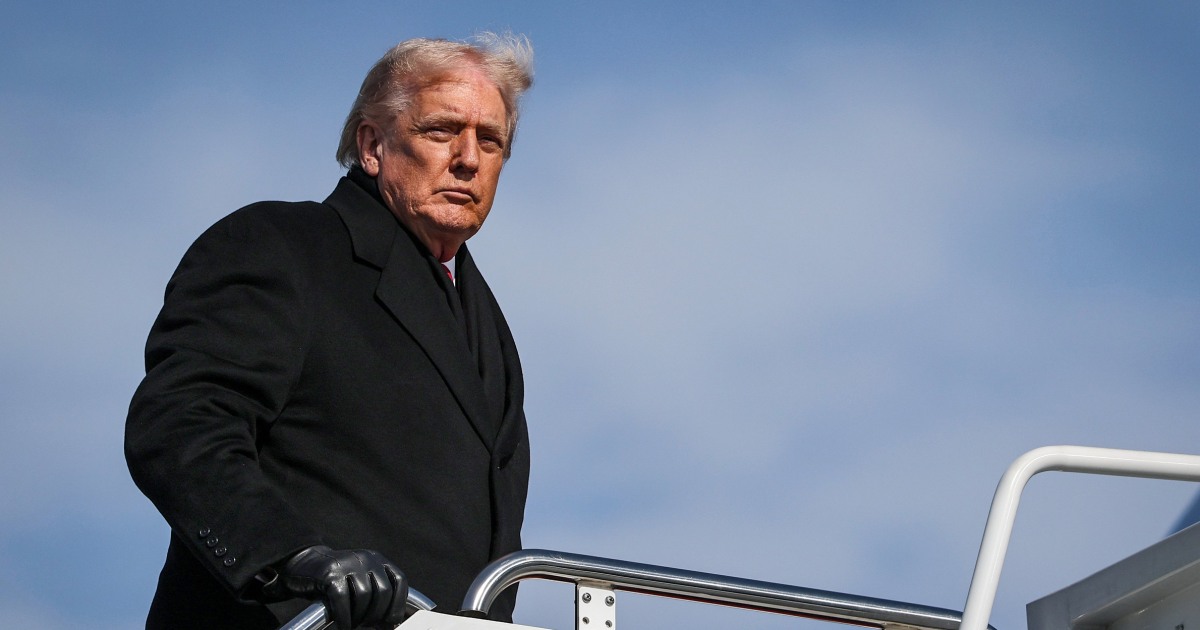 Inside the White House in the chaotic hours after Alex Pretti's shooting