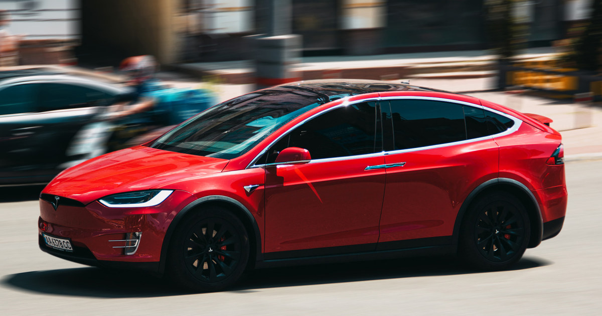 nbcnews.com - Elon Musk says Tesla will stop producing its S and X models as it shifts to making robots