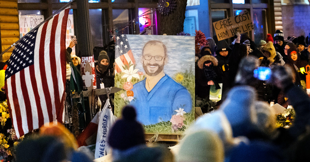 Follow live updates as the federal immigration operation in Minneapolis continues, following the fatal shooting of Alex Pretti.