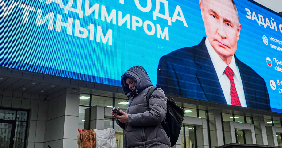 Russians feel strain of Putin's war with mobile internet shutdowns